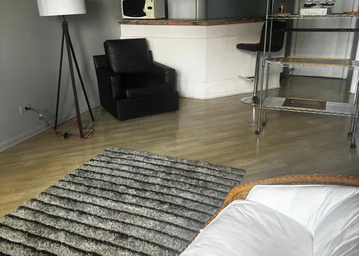 Apartamento Com A Melhor Localizacao De Alphaville
