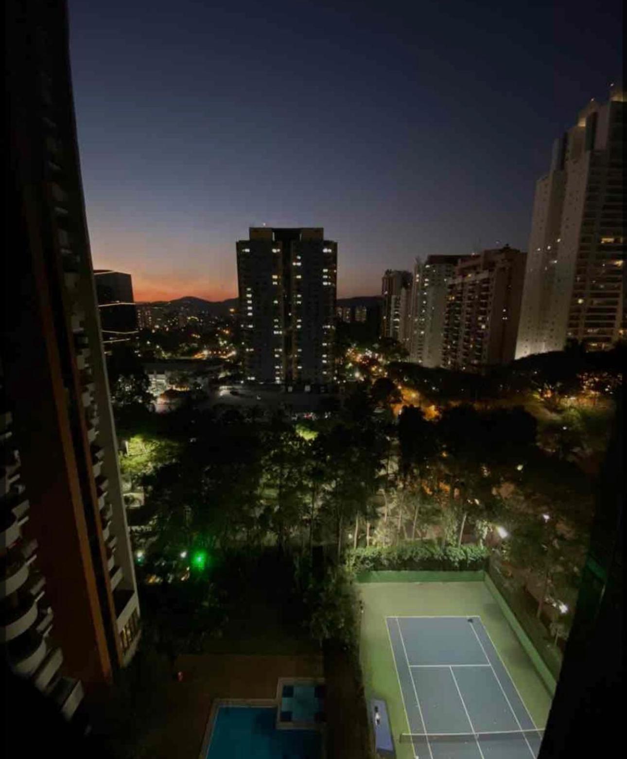 Com A Localizacao De Alphaville *